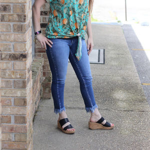 KanCan Frayed Capri
